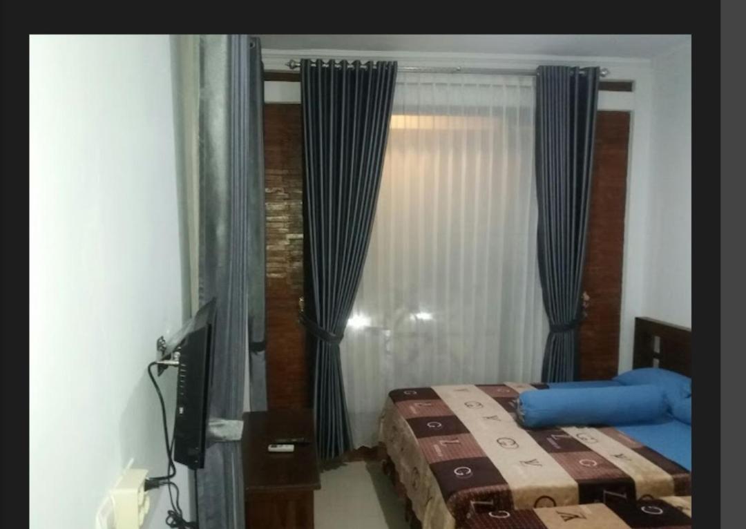 Kota Baru Homestay Джепара Екстериор снимка