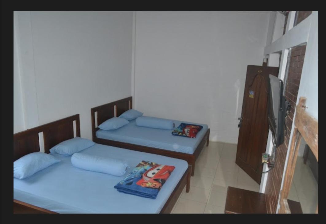 Kota Baru Homestay Джепара Екстериор снимка